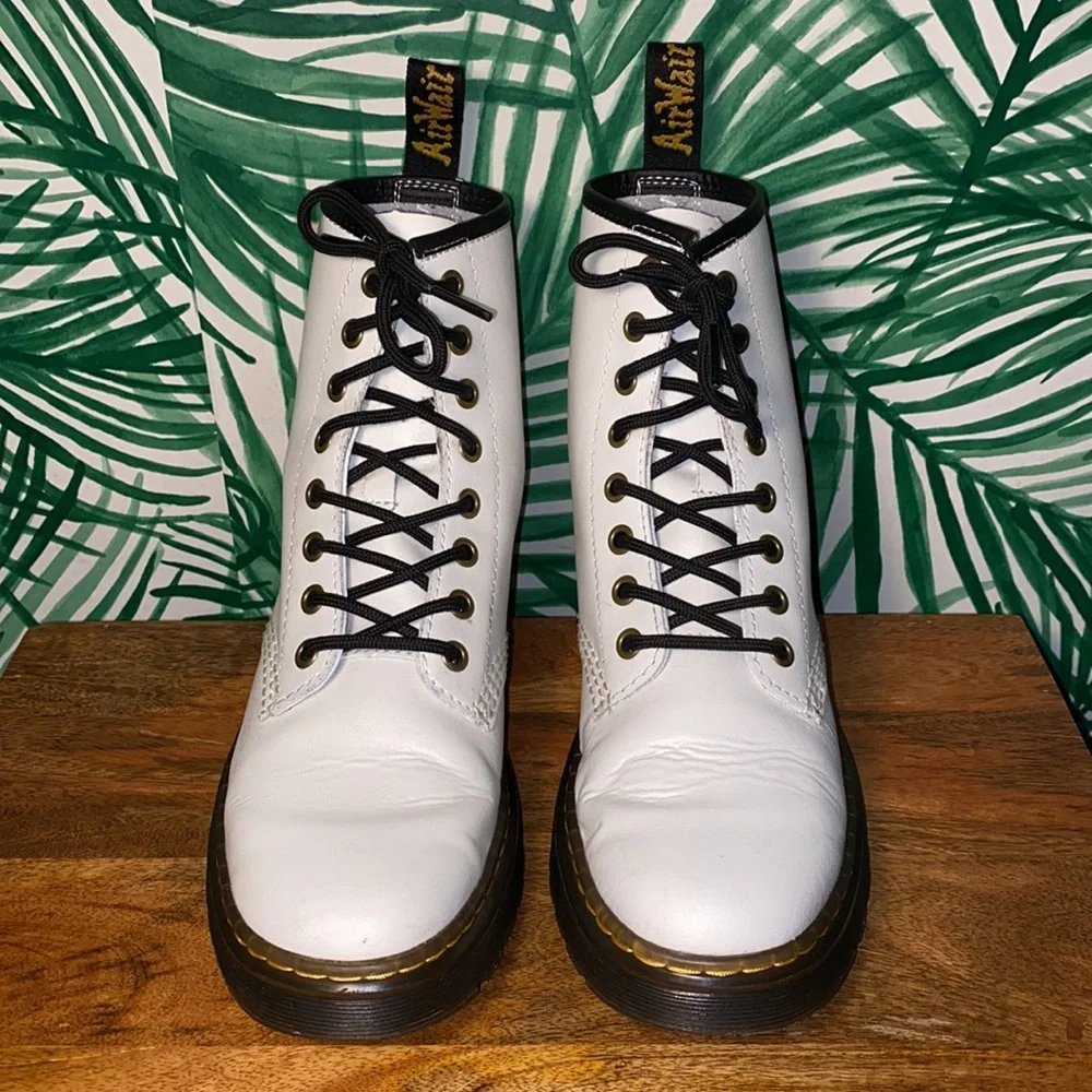Dr. Martens Zavala White Leather Combat Boots Women’s US 7 - Picture 2 of 11